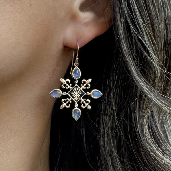 ANASTASIA FLEUR DE LIS EARRINGS
