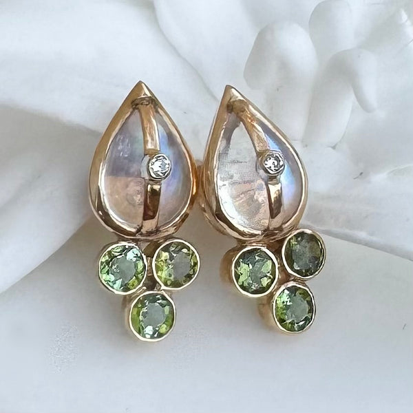 MOONSTONE AND GREEN SAPPHIRE STUD EARRINGS